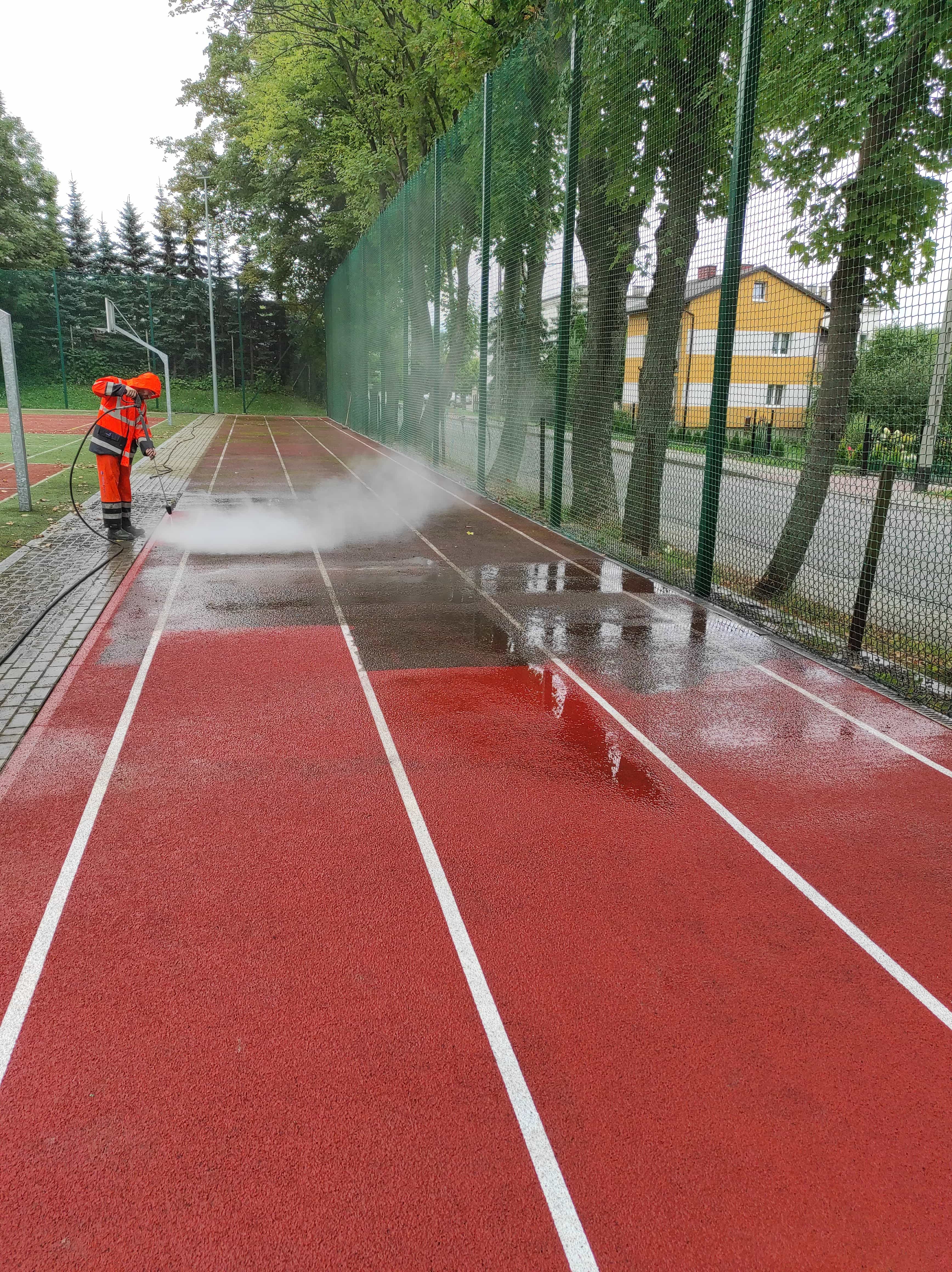 mycie-obiektów-sportowych